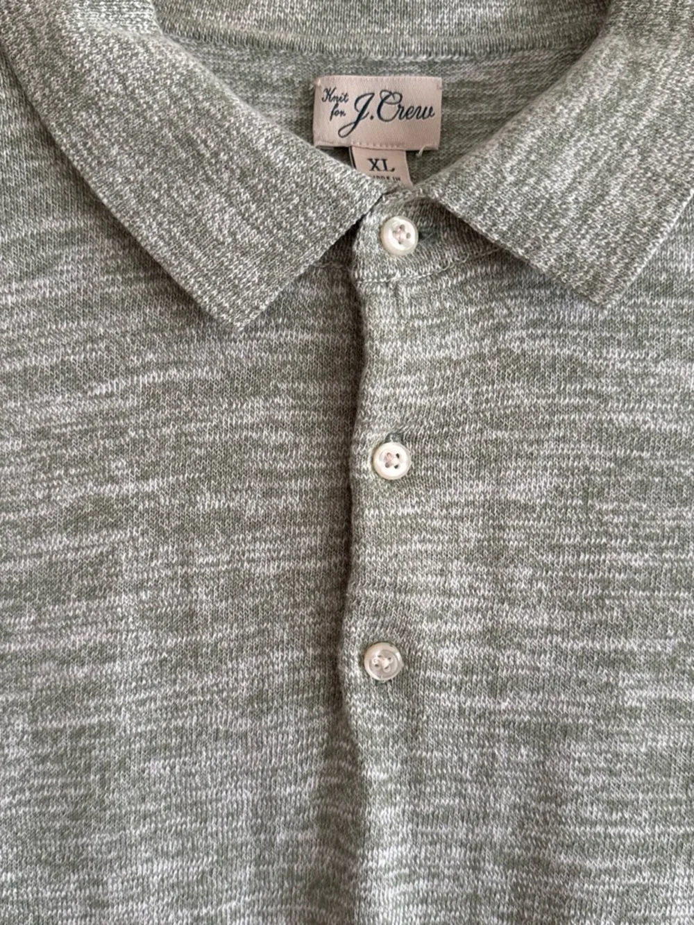 J Crew green heathered 3 button polo shirt. Size XL